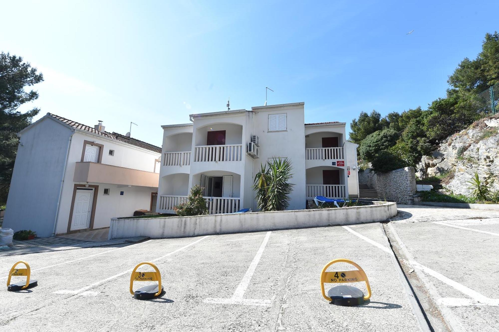 Beach Apartments Vlado Podstrana Exterior photo